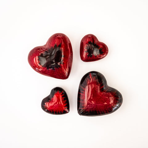 Brushed Red Large Hearts 5 cm (Trade min 16 per box / Retail min 1)