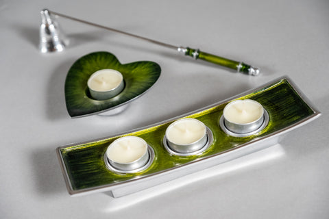 Brushed Green Heart T-Light Holder (Trade min 4 / Retail min 1)