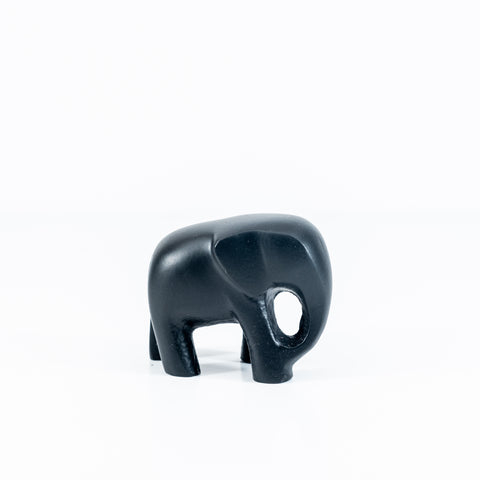 Matt Black Elephant Medium 7 cm (Trade min 4 / Retail min 1)