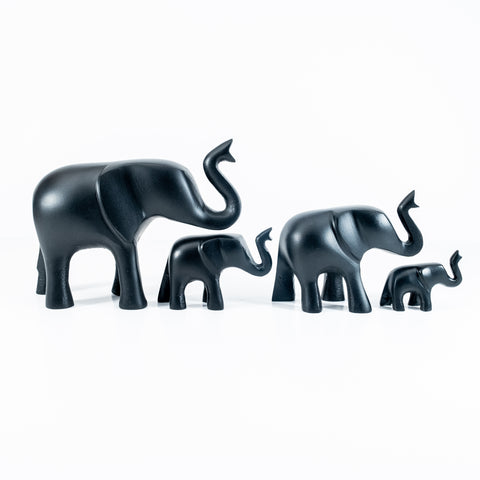 Matt Black Elephant Trunk Up Medium 9 cm (Trade min 4 / Retail min 1)