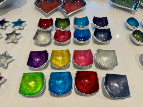 ⭐NEW PRODUCTS ALERT - DUE IN APRIL⭐  Coloured Mini Square Dish 7 cm (Trade min 8 per box / Retail min 1)