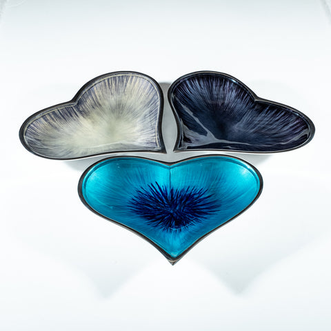 Brushed Aqua Heart Dish Large (Trade min 4 / Retail min 1)