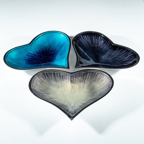 Brushed Silver Heart Dish Large (Trade min 4 / Retail min 1)