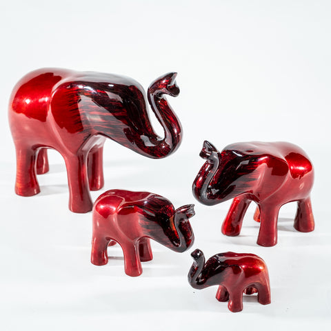 Brushed Red Elephant Trunk Up Medium 9 cm (Trade min 4 / Retail min 1)