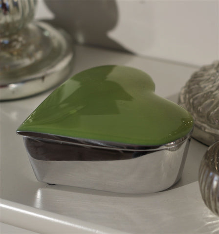 Lime Heart Trinket Box (Trade min 4 / Retail min 1)