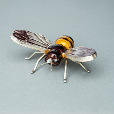 Silver Wing Bee Medium (Trade min 4 / Retail min 1)