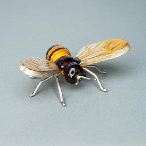 Gold Wing Bee Medium (Trade min 4 / Retail min 1)