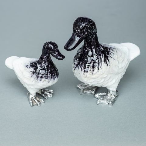 Brushed White Duck Large (Trade min 4 / Retail min 1)