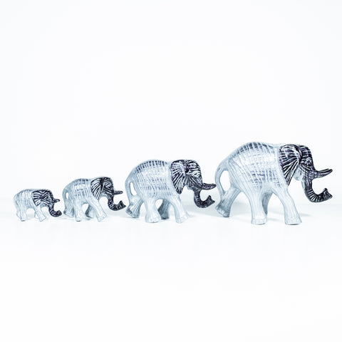 Walking Elephant Large 14 cm (Trade min 4 / Retail min 1)