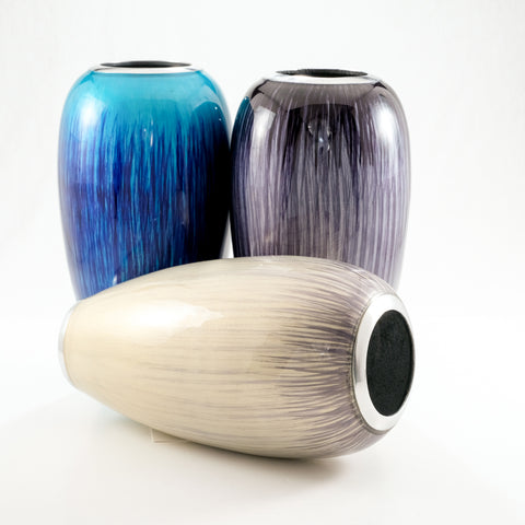 Brushed Black Vase (Trade min 4 / Retail min 1)