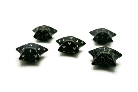 Black Retro Stars 4 cm (24 per display box - min 24)